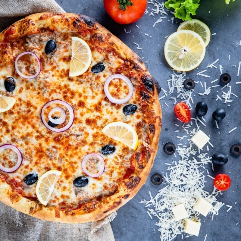 Pizza Al Tono